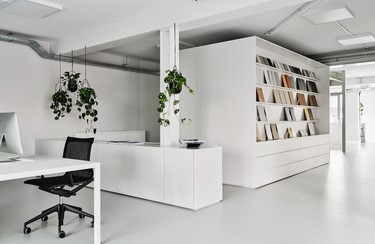 FF2104 Format Showroom 114 Screen 1600px